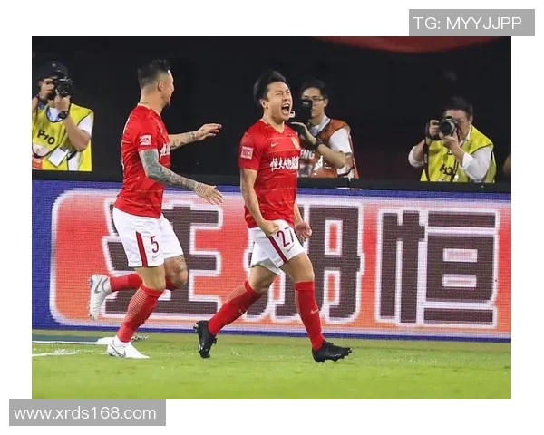 广州恒大与北京人和精彩对决全程直播赛事分析与球员表现解读